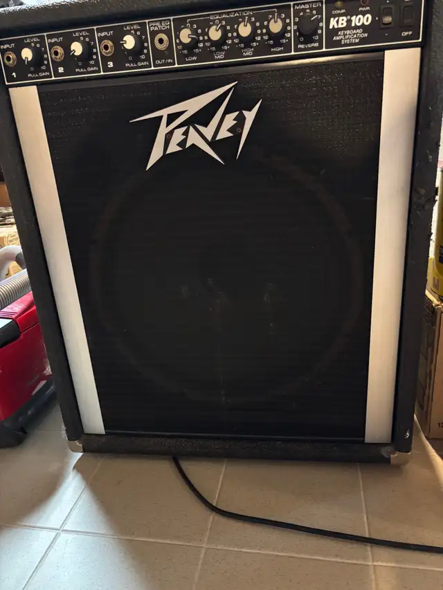 PEVEY KEYBOARD AMP KB-100 in Amps & Pedals in Mississauga / Peel Region - Image 2