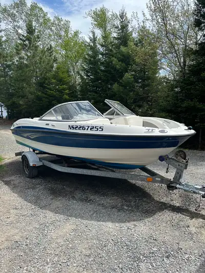 2009 Bayliner 185 Bowrider ready for the water! Works great, just had it out last weekend! 3.0l Merc...