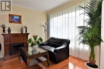 Beautifully Renovated 2-Storey Semi Detach Brick Home In Highly Desired Victoria Park/York Mills Are...