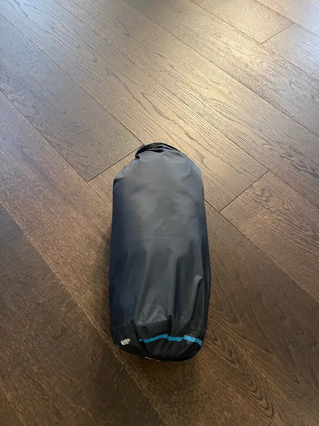 MEC Youth Sleeping bag Explorer 0 Celsius in Fishing, Camping & Outdoors in Calgary - Image 6