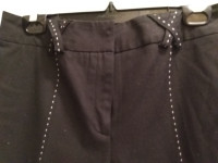 NEW, Ladies Black Capri Pants Sz 10, 2 way stretch