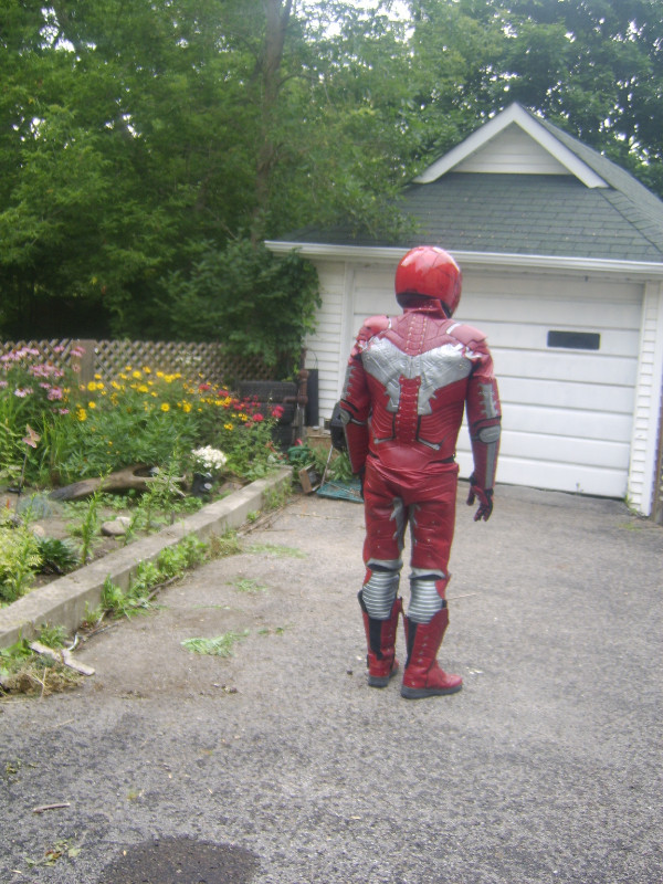 Ironman motorcycle suit in Motorcycle Parts & Accessories in Oshawa / Durham Region - Image 2