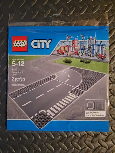 LEGO CITY 7281: T-Junction & Curve (Road Plates) Sealed & RARE, View more