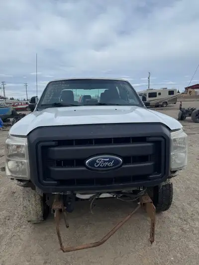 Fits from 2011-2015 Ford F-250/350 Pickup truck. Headlights $200 each. -----------------------------...