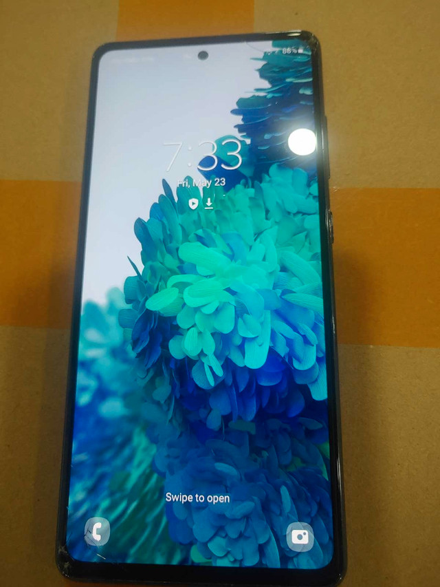 Samsung Galaxy S20 FE 5G in Cell Phones in Hamilton