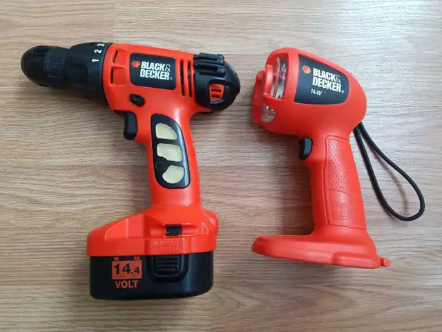Black Decker  Drill, Dewalt Charger, Screwdriver, Stapler in Power Tools in City of Toronto - Image 2
