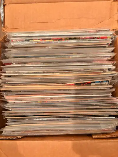 Super hero Comic books Marvel, DC and more 104 Comics included