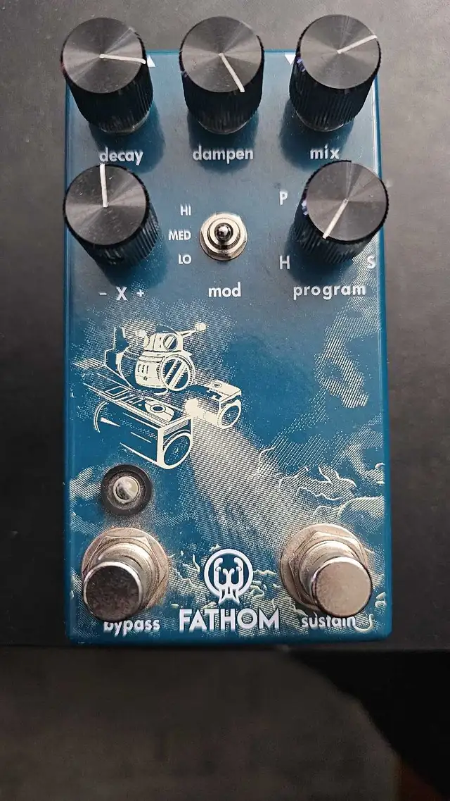 Walrus Audio Fathom Reverb Pedal  in Amps & Pedals in City of Montréal - Image 2