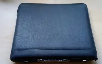 New Leather Portfolio Case w 3 ring binder., View more