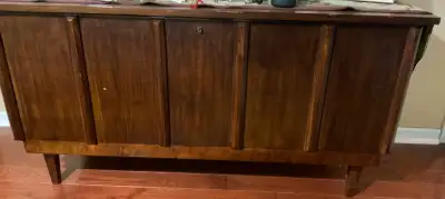 Cedar chest, View more