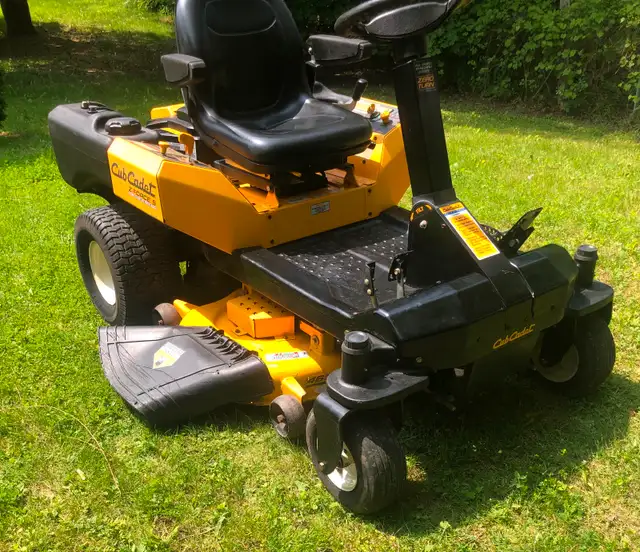 Cub Cadet Z-Force S 46" ZeroTurn Mower 20HP Kohler JUST SERVICED62863277349634122