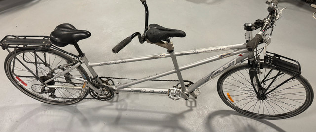 Vélo Tandem Fuji Absolute 4.2 dans Randonnée, ville et hybrides  à Ville de Montréal