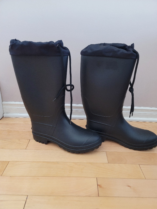 Bottes de pluie - 8M-9W - NEUVES -50% dans Femmes - Chaussures  à Ville de Montréal - Image 2