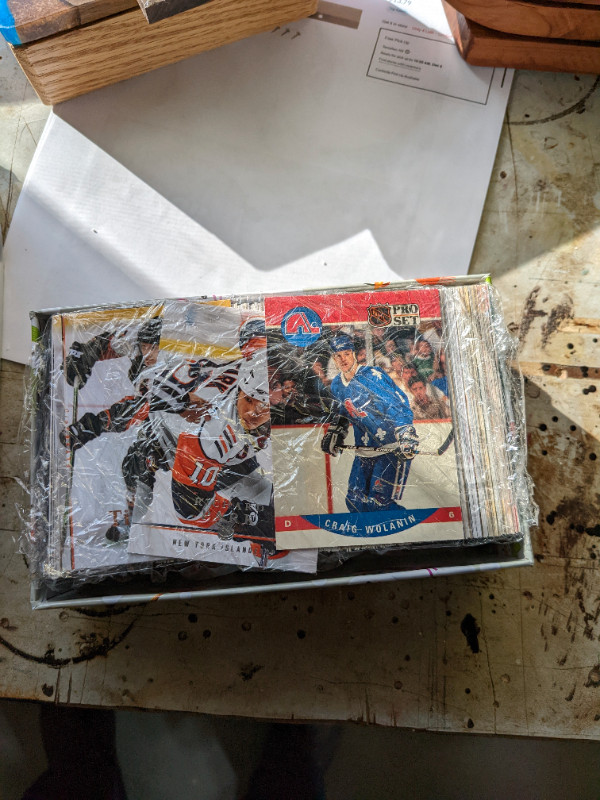 Hockey Cards in Arts & Collectibles in Bedford