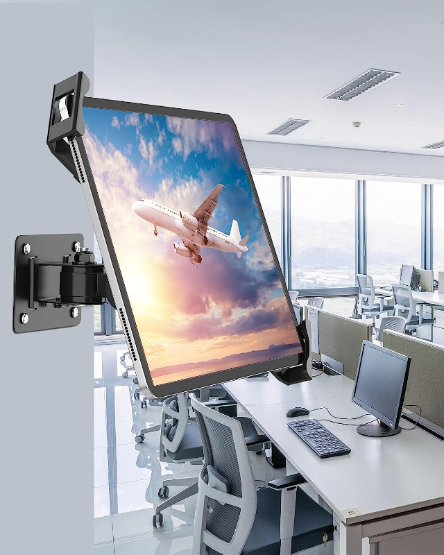 Tablet Wall Mount Holder Anti Theft iPad Wall Swivel Mount with in iPads & Tablets in Mississauga / Peel Region - Image 2