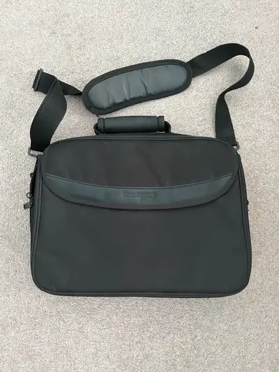 Kensington laptop case, View more