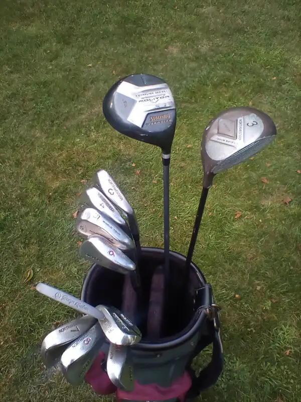 Golf clubs in Golf in Sarnia - Image 4