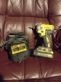 Dewalt impact 20v with battery and charger