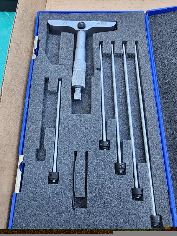 Fowler 0"-6" Depth Micrometer With Plastic Case Like New in Hand Tools in Windsor Region - Image 11