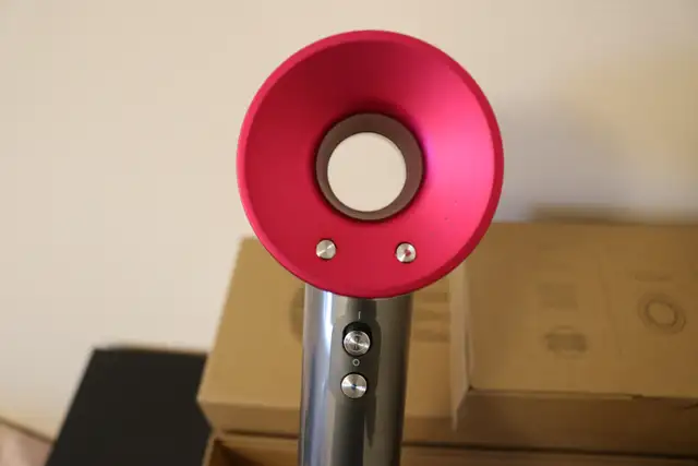 Dyson Supersonic Hairdryer - Brand New in General Electronics in Markham / York Region - Image 5