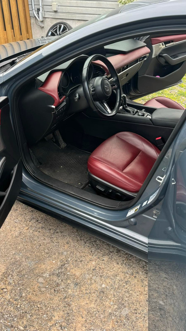 Mazda 3 GT Sport 2019 with safety certificate in Cars & Trucks in St. Catharines - Image 4