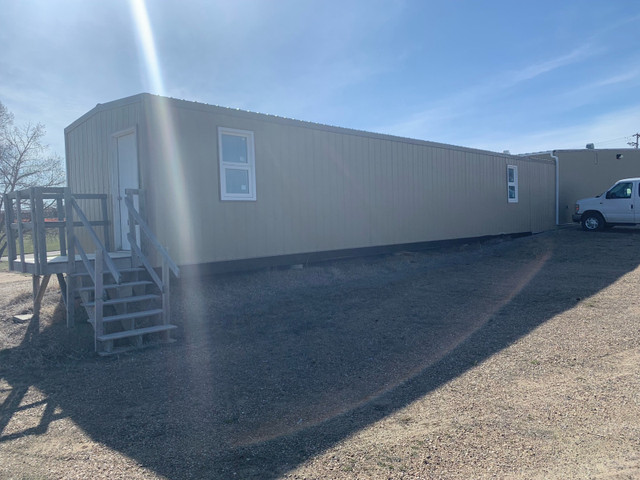 Trailer storage unit office for sale in Commercial & Office Space for Sale in Swift Current - Image 2