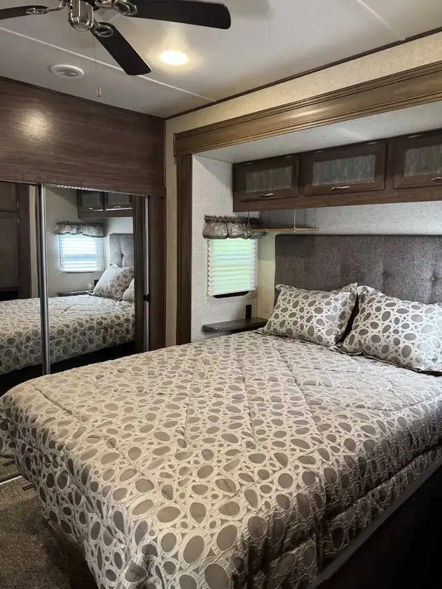 2017 Resort By Heartland Park model 340FE in Park Models in Bedford - Image 11