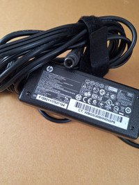 Genuine HP AC Adapter 608425-002