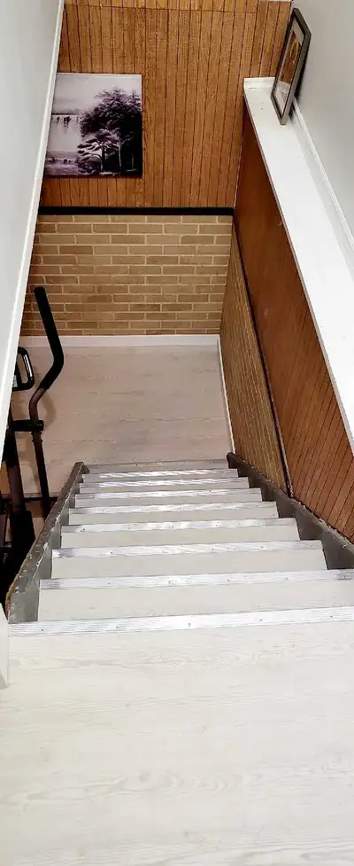 2 BEDROOM HALL & KITCHEN SEPARATE ENTRANCE FURNITURE INCLUDED UTILITIES INCLUDED WIFI INCLUDED RECEN...