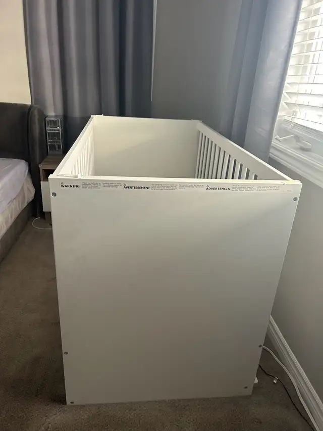 (Like new) IKEA baby crib and mattress in Cribs in Ottawa - Image 4