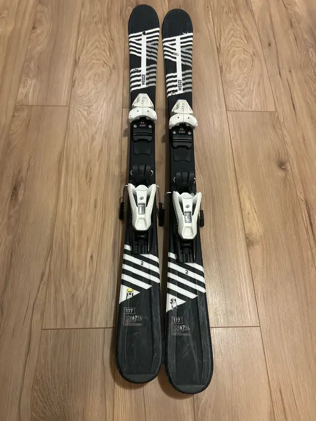 Wedze Skis for kids in Ski in Ottawa - Image 2