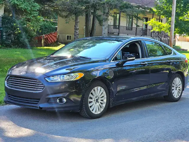 2015 Ford Fusion Hybrid 