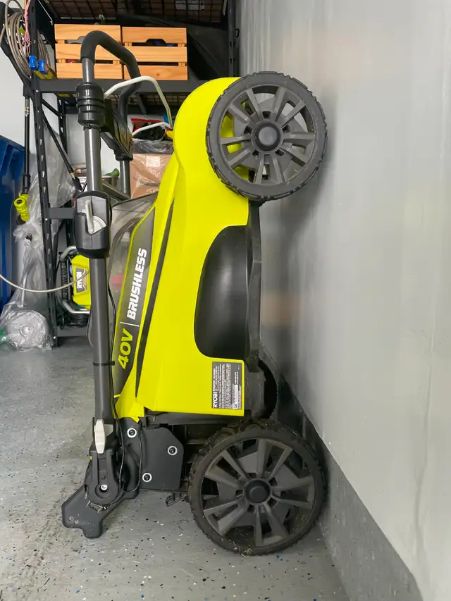 [EXCELLENT COND] RYOBI 40V HP Brushless 20'' Cordless Lawn Mower in Lawnmowers & Leaf Blowers in Oakville / Halton Region - Image 7
