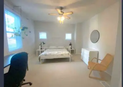 Great Location . Young Professionals/ Students. Clean and Quiet LARGE Space. ALL INCLUSIVE FURNISHED...