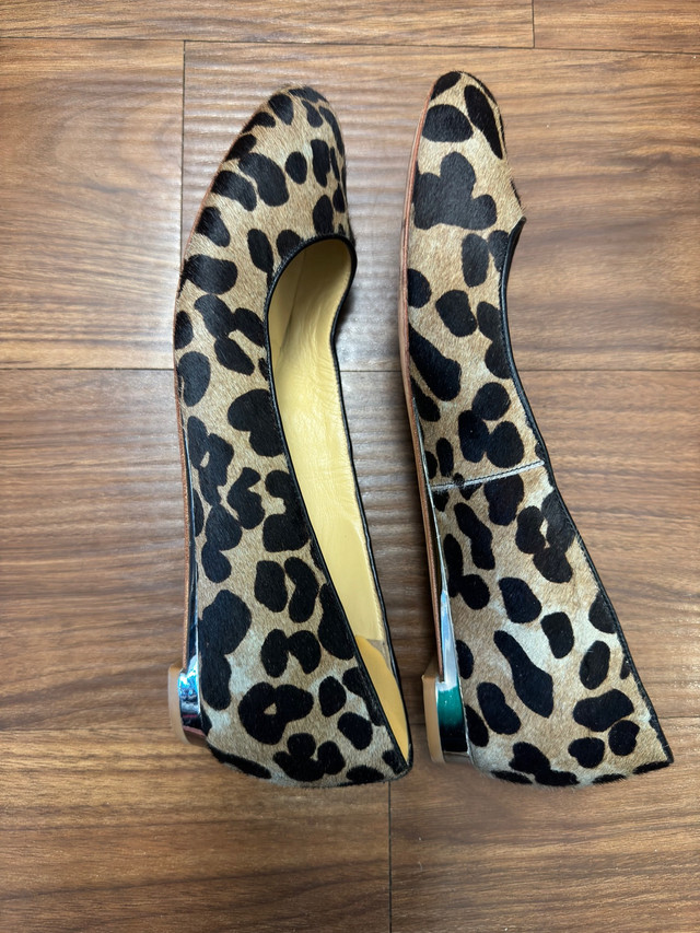 Cole Haan Leopard print flats in Women's - Shoes in Ottawa - Image 2
