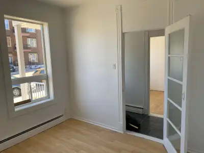 5 ½ à louer à Shawinigan - 3eme rue de la pointe (Thermopompe + internet haut débit inclus) Très bea...
