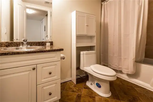2-STOREY, 3 BED, 3.5 BATH, BONUS ROOM, ATTACHED GARAGE & DEVEOPE in Long Term Rentals in Calgary - Image 11