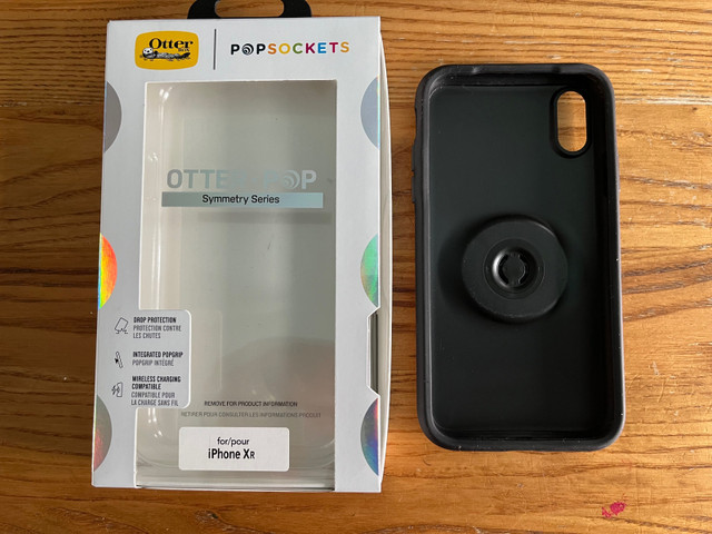 iPhone OtterBox with Pop Socket in Cell Phone Accessories in North Bay - Image 2