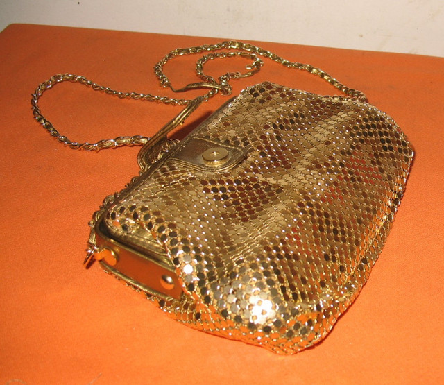 Ladies Fancy Hand Purse /Bag Gold Sequence -Hand Made- Lot002 in Women's - Bags & Wallets in Edmonton