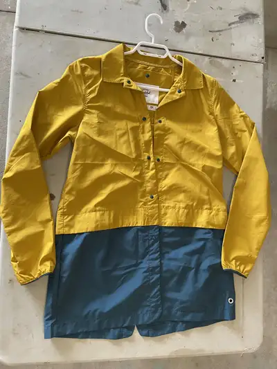 Ladies Herschel Rain Jacket Sz XS, View more