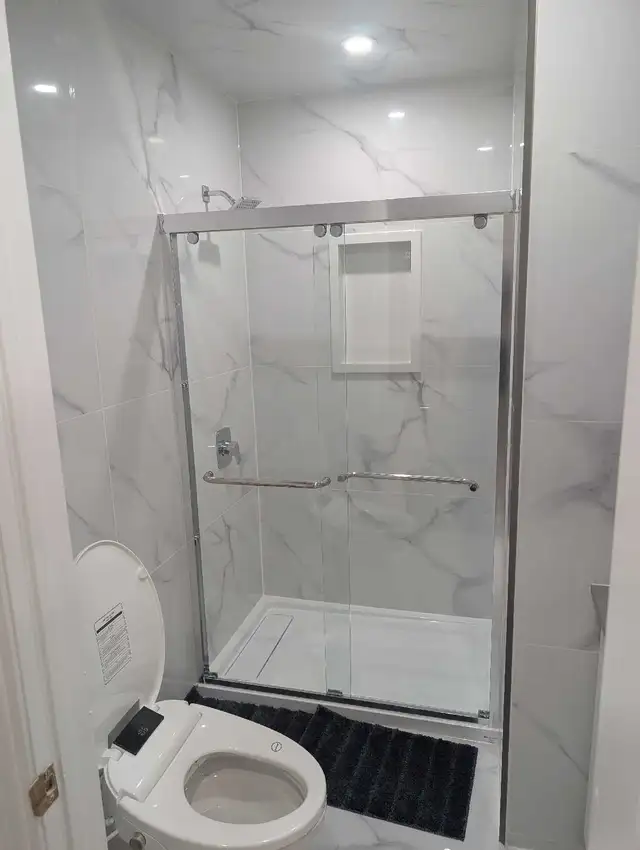 Bathroom renovation in Plumbing, Sinks, Toilets & Showers in Calgary - Image 4