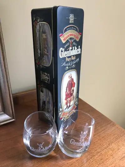 Pair of Glenfiddich Rolling Whiskey Glasses 