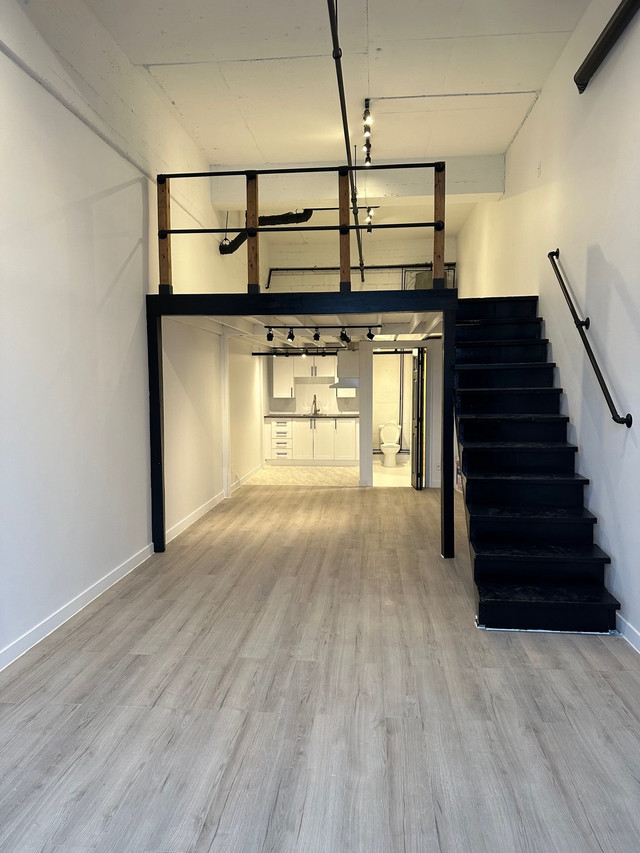 Grand loft  dans Locations longue durée  à Ville de Montréal