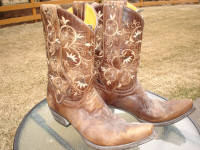 NEW WOMENS OLD GRINGO BOOTS