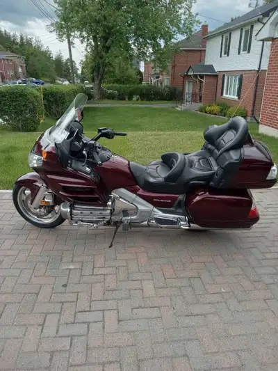 Are u looking for a mint condition top of the line tour bike.this one owner bike is equiped with abs...