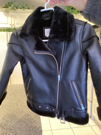 Beautiful girls faux leather from the GAP brand new medium