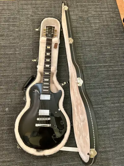 Gibson Les Paul Studio, View more
