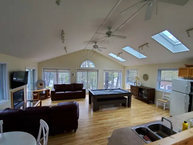 Patterson Lake Cottage for Rent! Hour from Ottawa! 8 Guests in Ontario in Canada - Image 8
