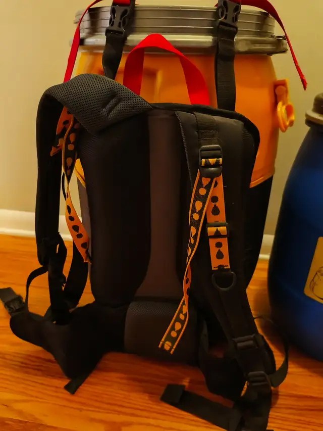 Assorted Camping Gear in Fishing, Camping & Outdoors in Sarnia - Image 5