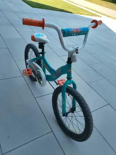 Kids Bike 18" (with training wheels), View more